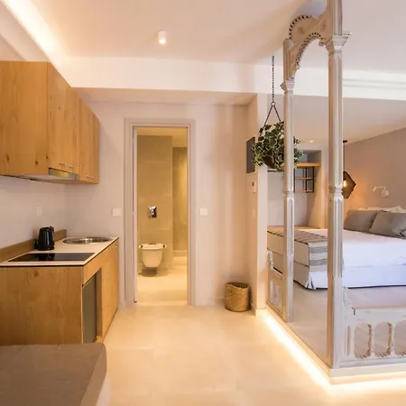 Aegean Village Beachfront Hotell 4*