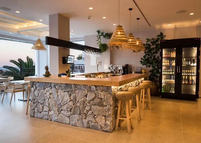 Aegean Village Beachfront فندق أموبي