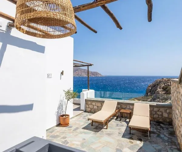 Aegean Village Beachfront فندق 4*