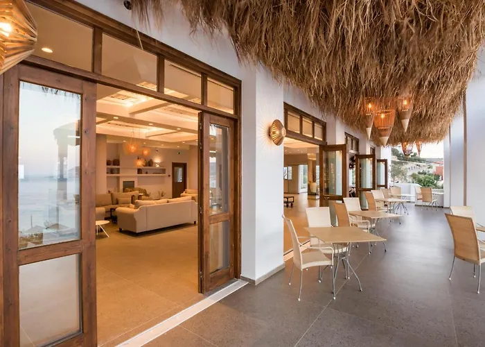 Aegean Village Beachfront أموبي