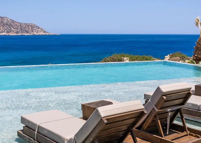 Aegean Village Beachfront أموبي