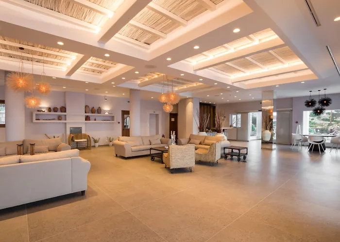 Aegean Village Beachfront 4* أموبي