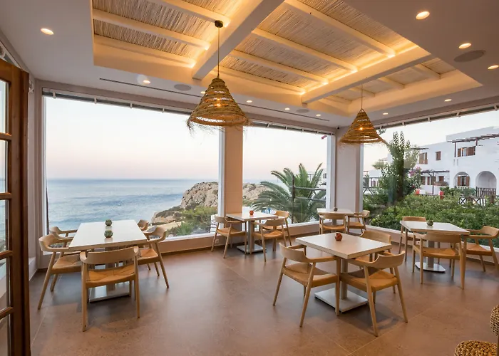 Aegean Village Beachfront فندق أموبي