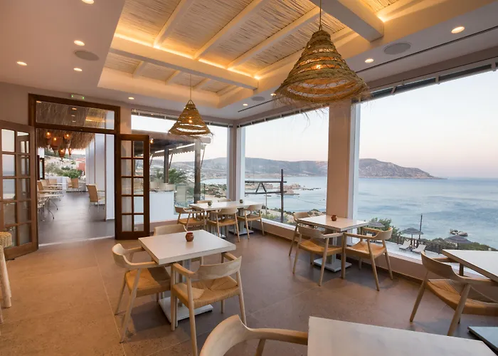 فندق Aegean Village Beachfront 4*