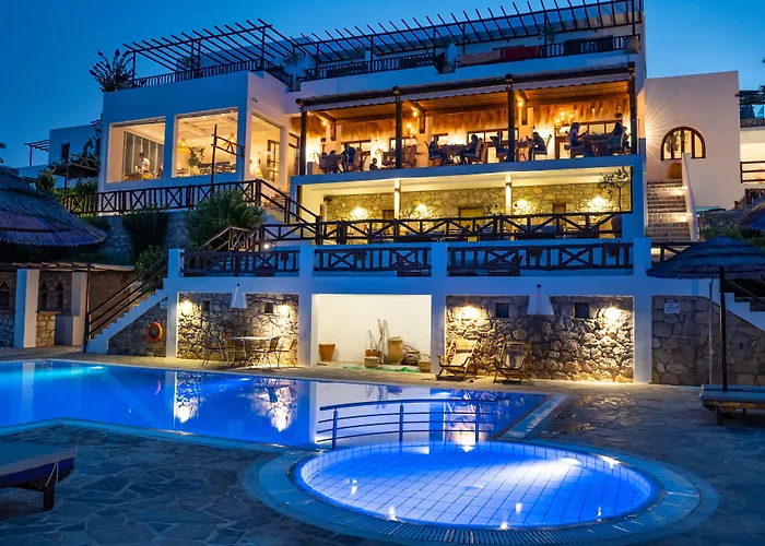 Aegean Village Beachfront فندق 4*